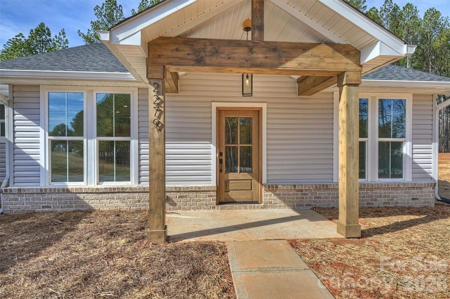 Exterior details and patio area of a home in , Lincolnton (Image 27).