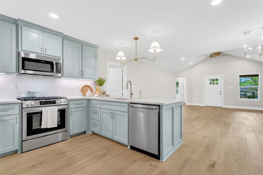 Furnished interior view inside a new home in , Troup (Image 7).