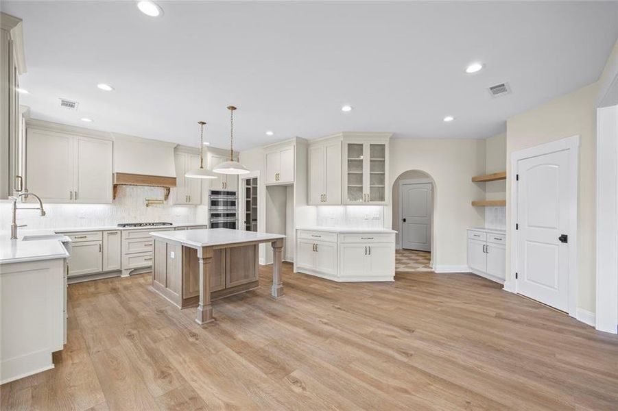 Furnished interior view inside a new home in , Monroe (Image 11).