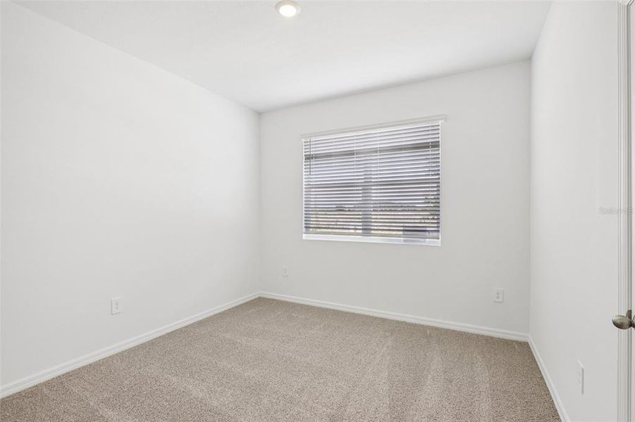 Spacious, unfurnished interior of a new home in , Lakeland (Image 20).