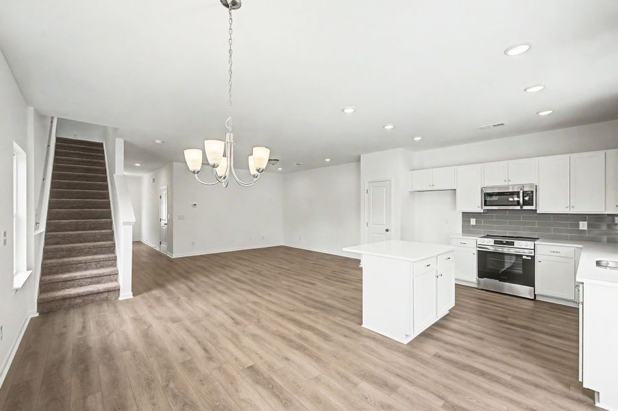 Spacious, unfurnished interior of a new home in Ironhorse, Dickson (Image 30).
