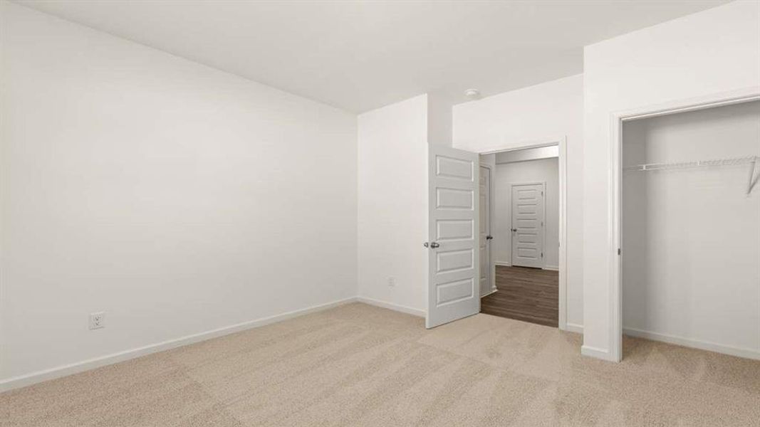 Spacious, unfurnished interior of a new home in Champion's Run, Lithonia (Image 31).