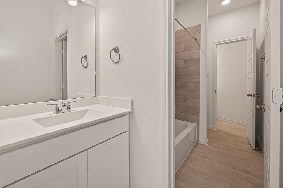 Furnished interior view inside a new home in Lago Mar, Texas City (Image 14).