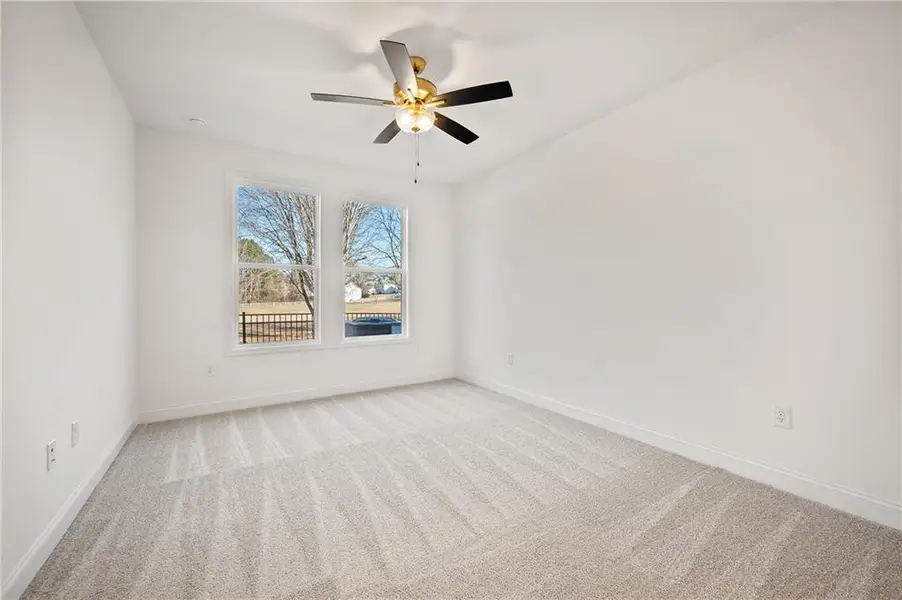 Spacious, unfurnished interior of a new home in Harmony Walk, Cartersville (Image 11).