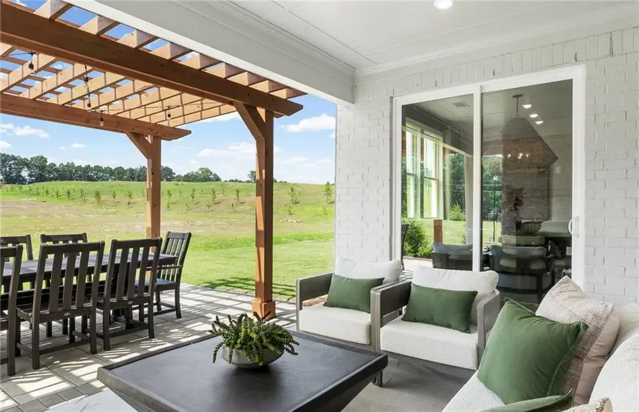 Exterior details and patio area of a home in Windsor Court, Fayetteville (Image 3).
