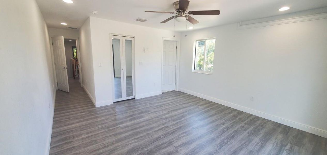 Spacious, unfurnished interior of a new home in , Fort Lauderdale (Image 12). Spacious, unfurnished interior of a new home in , Fort Lauderdale (Image 12).