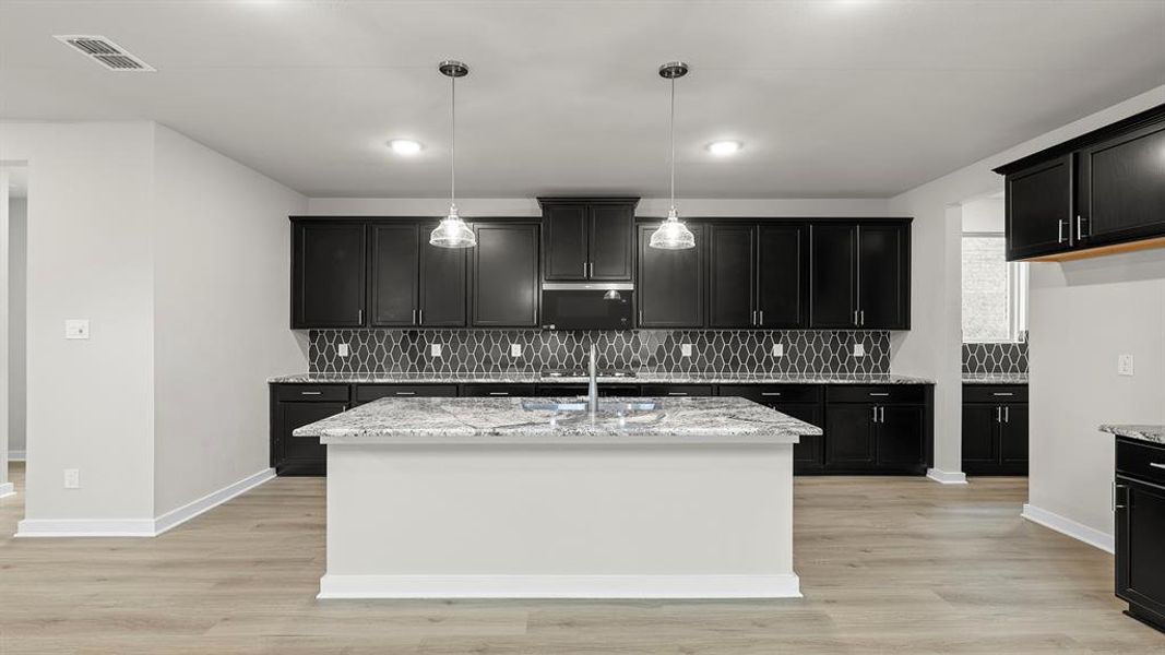 09. 1432 Waterford - Kitchen