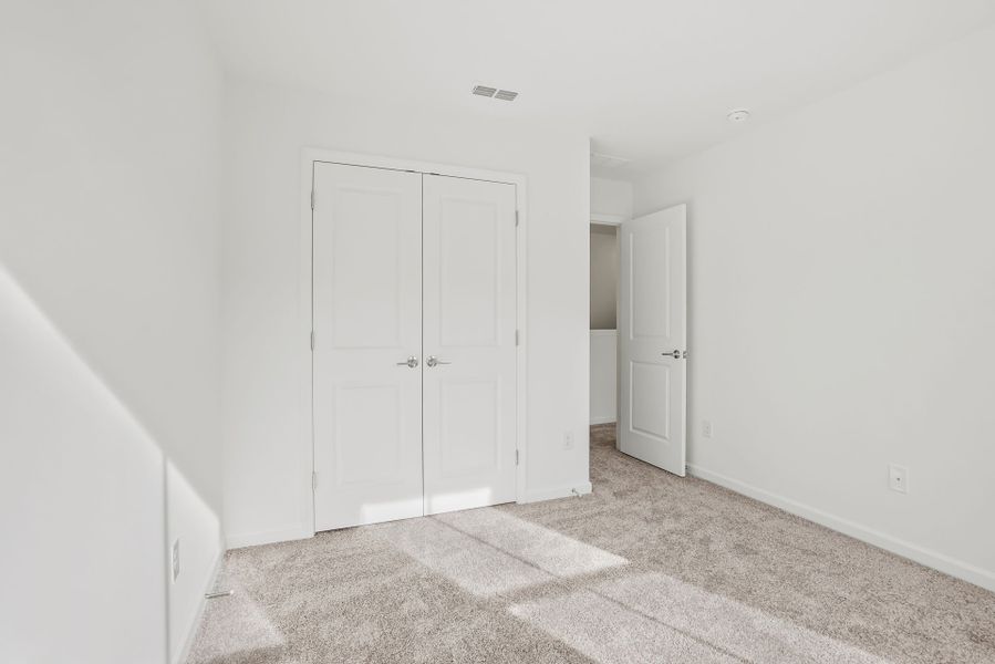 Spacious, unfurnished interior of a new home in Galloway Towns, Charlotte (Image 21).