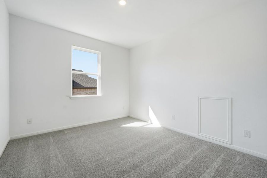 Spacious, unfurnished interior of a new home in Parkside on the River 60s, Georgetown (Image 19).