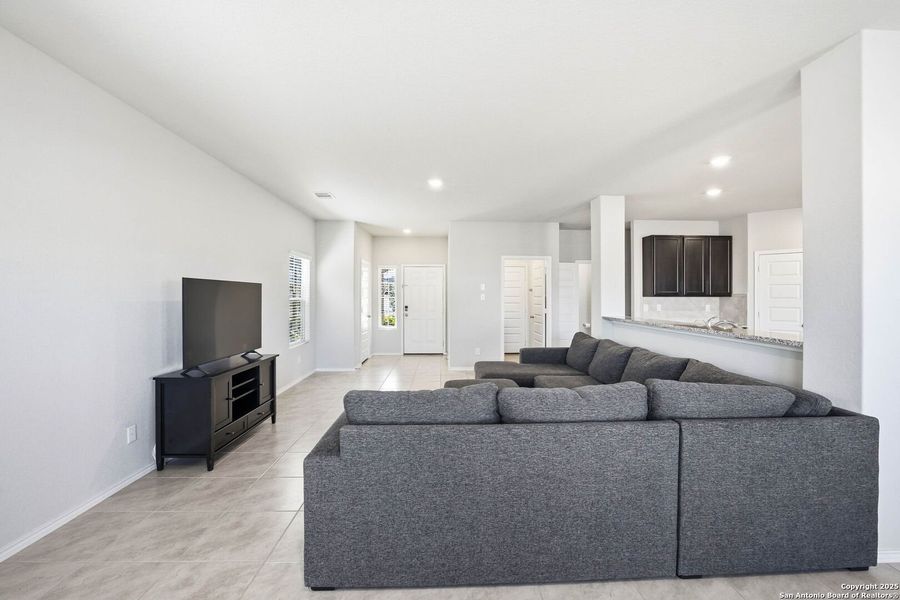 Furnished interior view inside a new home in Abbott Place, St. Hedwig (Image 38).