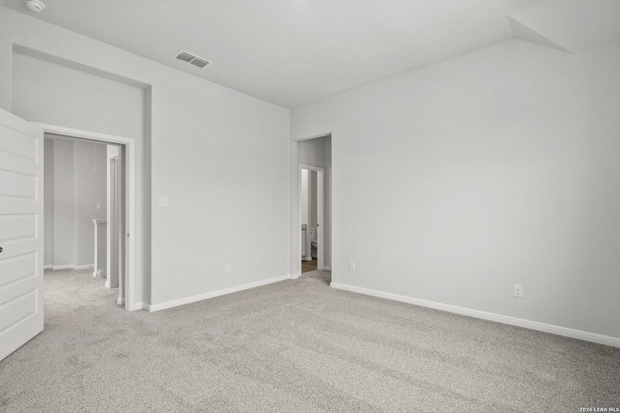 Spacious, unfurnished interior of a new home in Melissa Ranch, San Antonio (Image 19). Spacious, unfurnished interior of a new home in Melissa Ranch, San Antonio (Image 19).