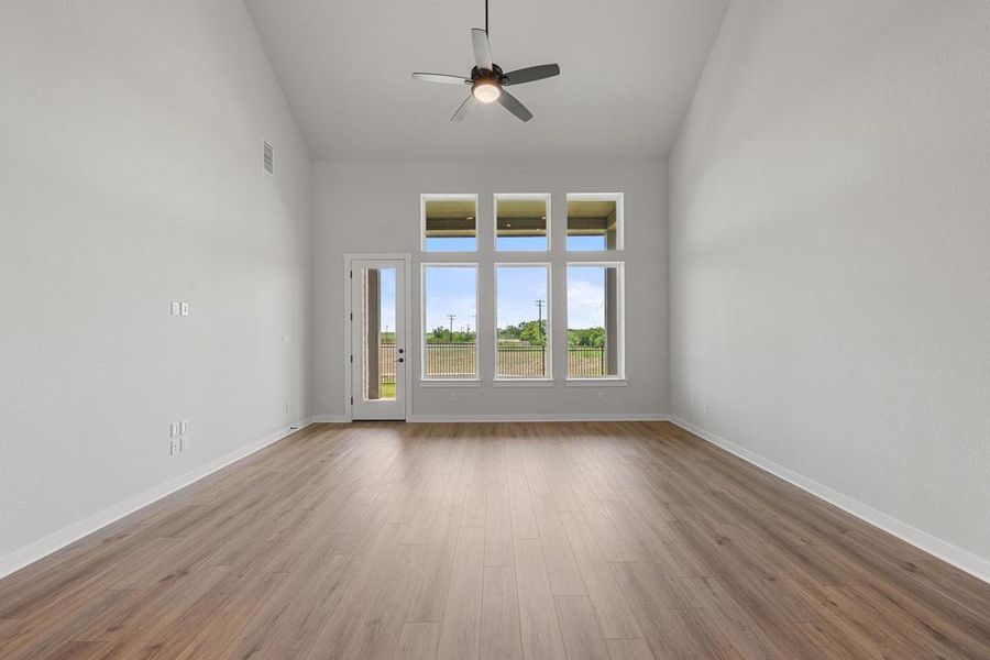 Spacious, unfurnished interior of a new home in Lagos Reserve, Manor (Image 32). Spacious, unfurnished interior of a new home in Lagos Reserve, Manor (Image 32).