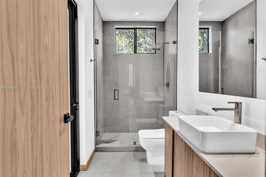 Furnished interior view inside a new home in , Miami (Image 37).