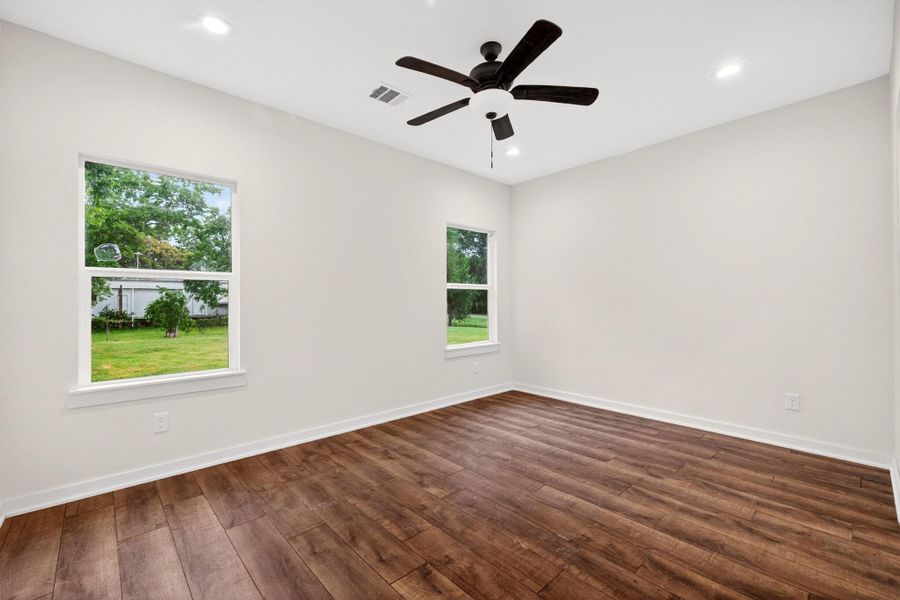 Spacious, unfurnished interior of a new home in , La Marque (Image 9). Spacious, unfurnished interior of a new home in , La Marque (Image 9).