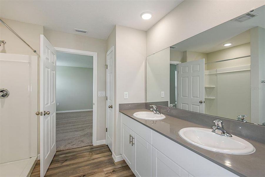 Furnished interior view inside a new home in Scenic Terrace, Haines City (Image 5).