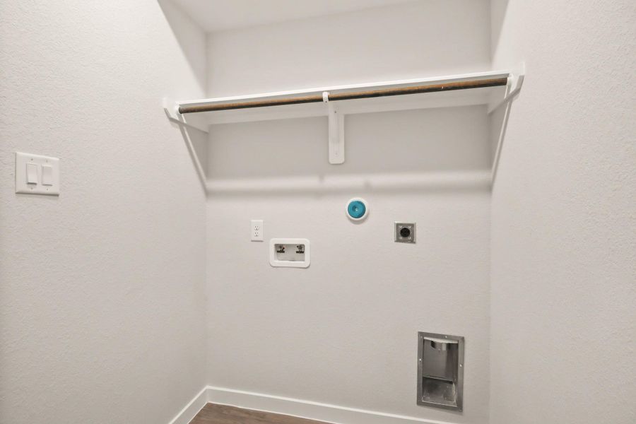 Furnished interior view inside a new home in Lonestar Collection at Granger Pines, Conroe (Image 10). Furnished interior view inside a new home in Lonestar Collection at Granger Pines, Conroe (Image 10).