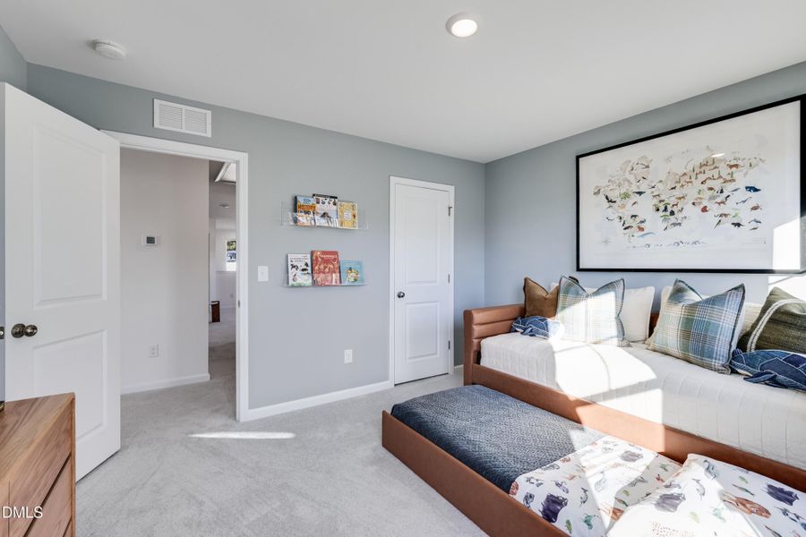 SUN_CaitlinCrossing_Pic_86FishingPier-22