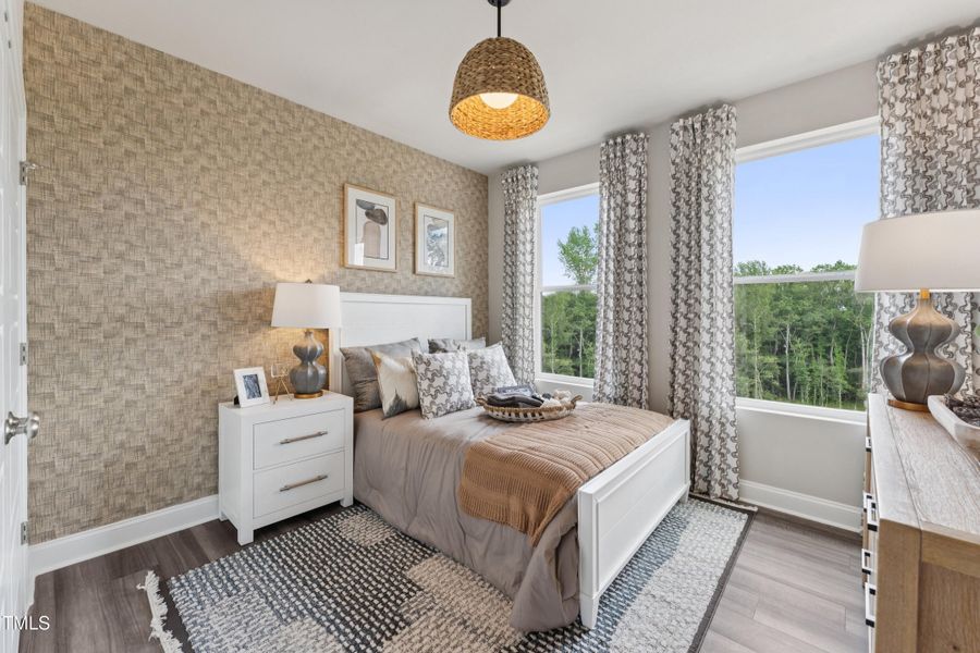 P_RAL_RRE_Julianne_Model_INT_BD3