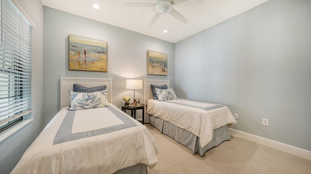 Representative furnished interior of a home built from the Tidewinds 2 by Neal Communities in Vistera of Venice, Venice (Image 7).