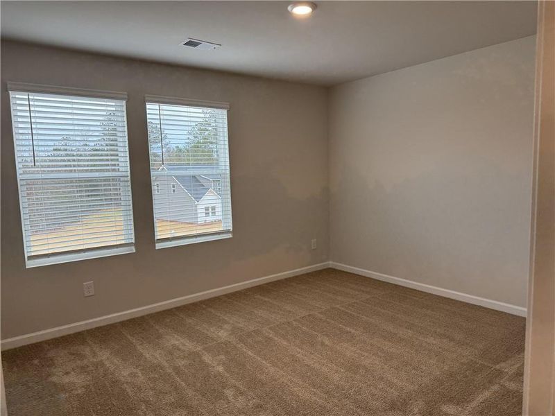 Spacious, unfurnished interior of a new home in Southern Hills, McDonough (Image 16).
