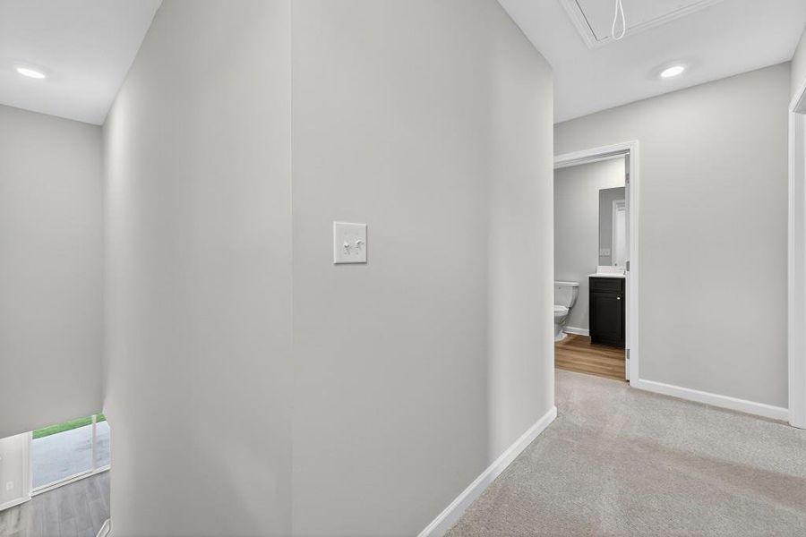 Spacious, unfurnished interior of a new home in Fernhurst, McDonough (Image 25).