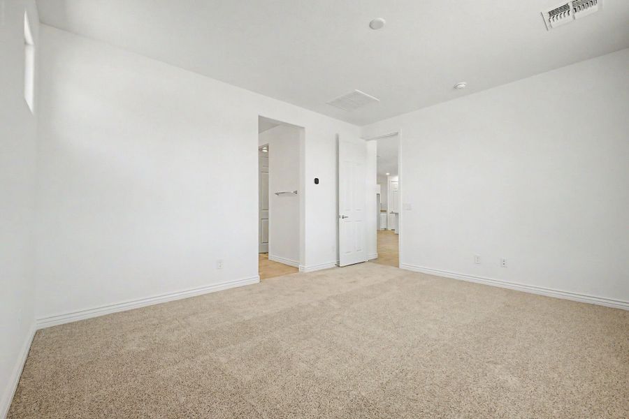 Spacious, unfurnished interior of a new home in Miravida, Surprise (Image 10).