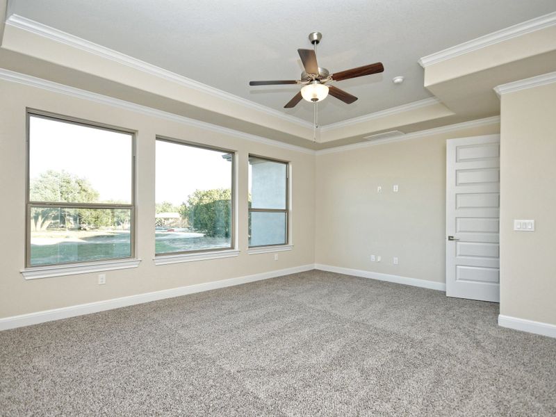 Representative unfurnished interior of a home built from the Santa Barbara II by Giddens Homes in Scofield Farms Estates, Georgetown (Image 127).