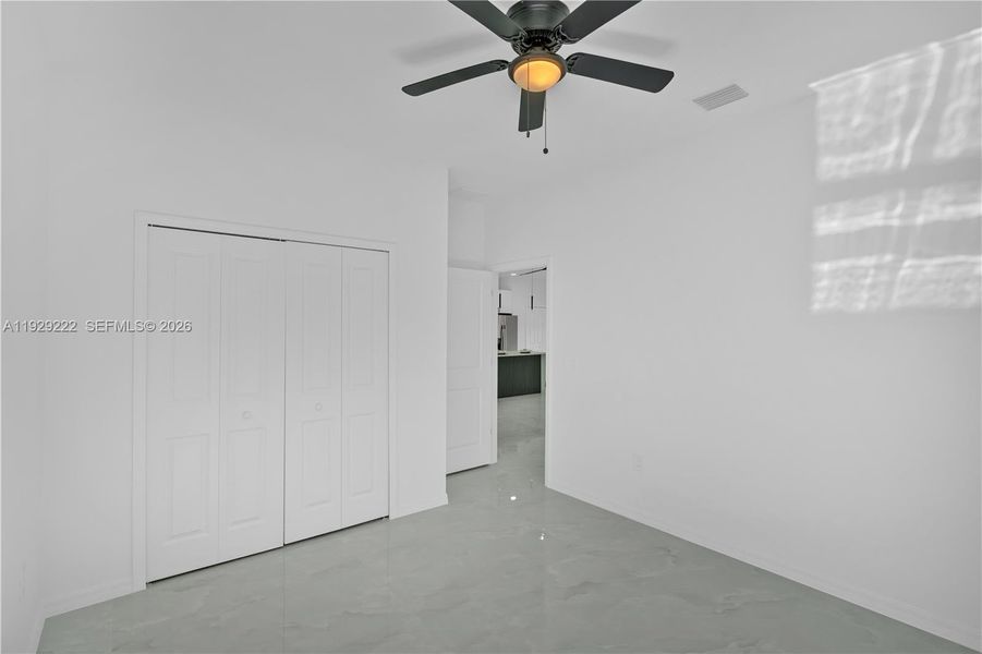 Spacious, unfurnished interior of a new home in , Punta Gorda (Image 21).