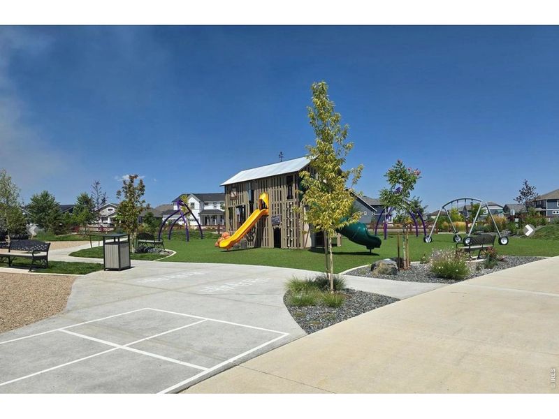 Community amenities in , Windsor (Image 24).