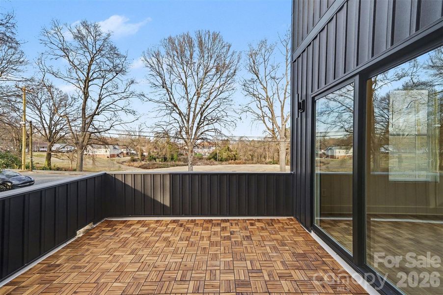 Exterior details and patio area of a home in , Kannapolis (Image 4).