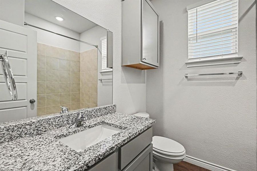 Furnished interior view inside a new home in , Fort Worth (Image 10).