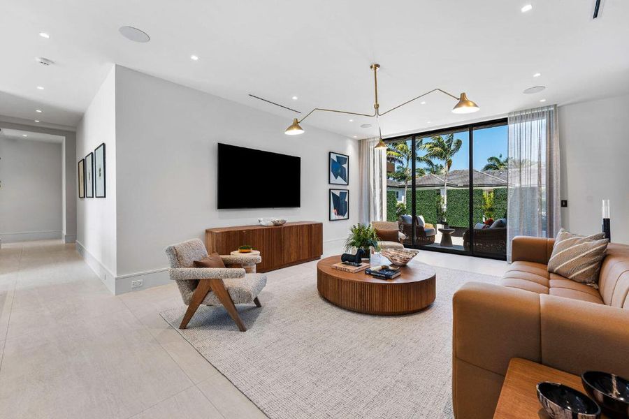 2172_West_Maya_Palm_Drive_45