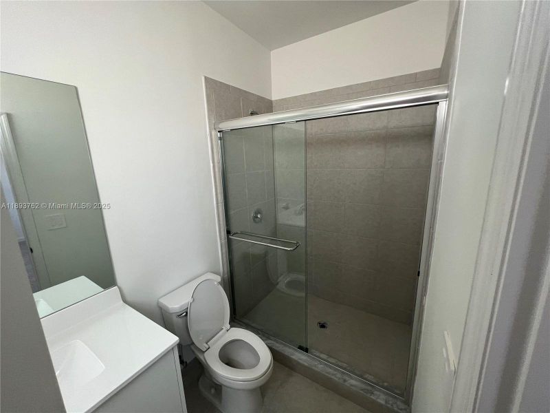 Image 27 of a home in .