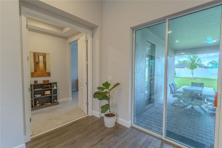 Image 48 of a home in Francisco Park.