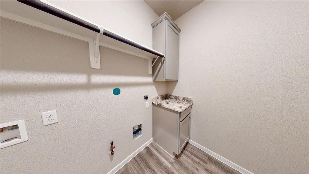 Spacious, unfurnished interior of a new home in River Ranch, Dayton (Image 30).