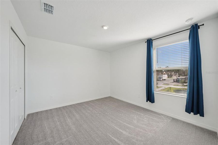 Spacious, unfurnished interior of a new home in Park East: The Manors, Plant City (Image 49). Spacious, unfurnished interior of a new home in Park East: The Manors, Plant City (Image 49).