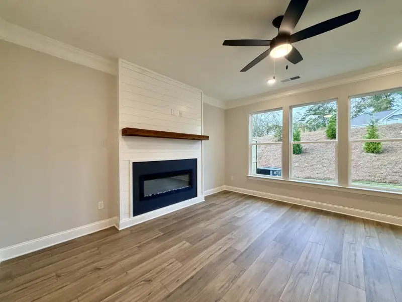 Spacious, unfurnished interior of a new home in Villas at Dawsonville Townhomes, Dawsonville (Image 19). Spacious, unfurnished interior of a new home in Villas at Dawsonville Townhomes, Dawsonville (Image 19).