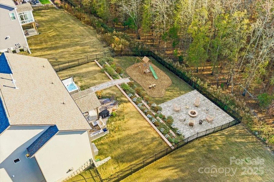 Virtually Altered Backyard to show you what can be done