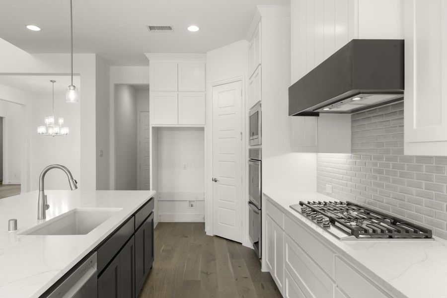 Representative furnished interior of a home built from the Ramsey by Windsor Homes in Estates at Rockhill, Frisco (Image 9).