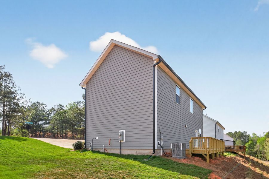 Exterior details and patio area of a home in Edgewater - Lakeview Point, Lancaster (Image 4).