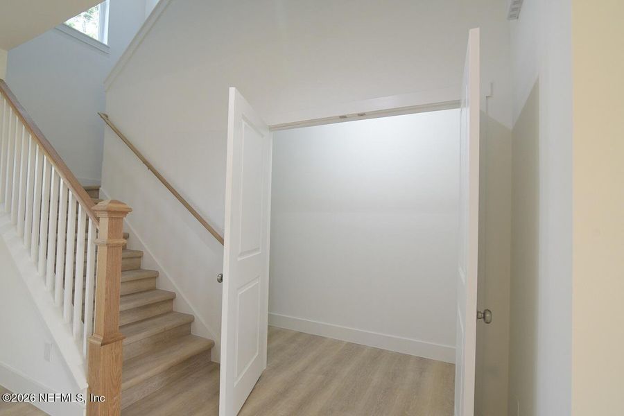 Spacious, unfurnished interior of a new home in , Jacksonville (Image 35). Spacious, unfurnished interior of a new home in , Jacksonville (Image 35).