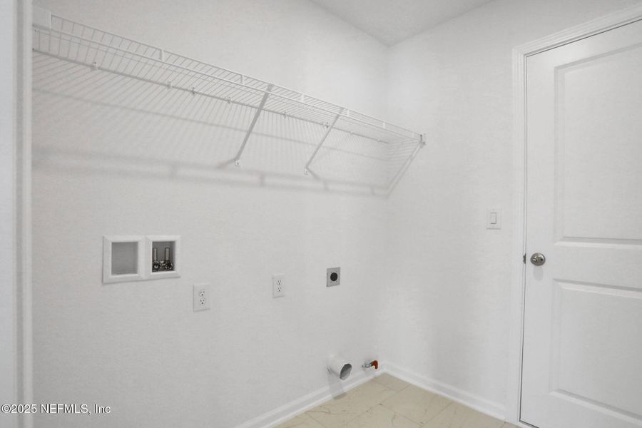 Spacious, unfurnished interior of a new home in Cordova Palms, St. Augustine (Image 11).