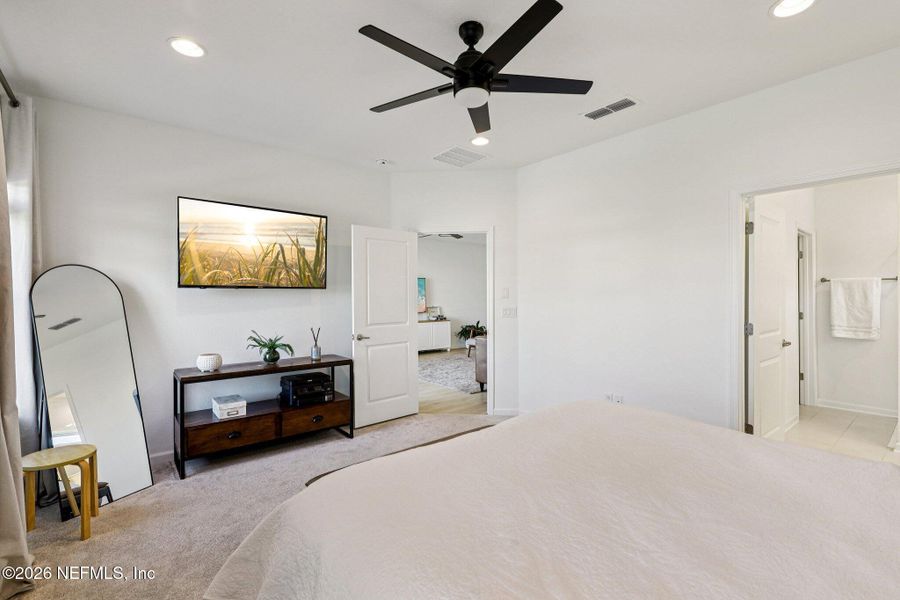 Furnished interior view inside a new home in Beacon Lake, St. Augustine (Image 21).