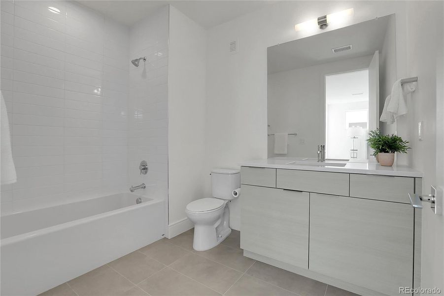 Second Bedroom Ensuite Second Bedroom Ensuite