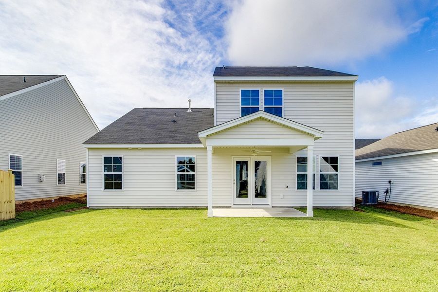 Exterior details and patio area of a home in Winston Point, Gilbert (Image 20).