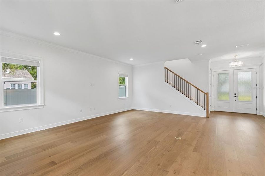 Spacious, unfurnished interior of a new home in , Tampa (Image 24).
