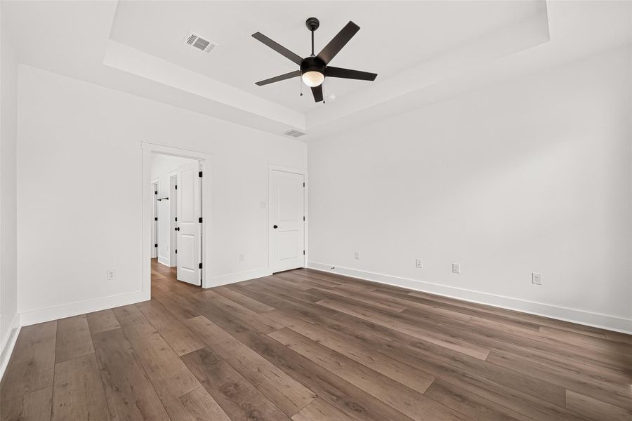 Spacious, unfurnished interior of a new home in Two Step Farm, Montgomery (Image 33). Spacious, unfurnished interior of a new home in Two Step Farm, Montgomery (Image 33).