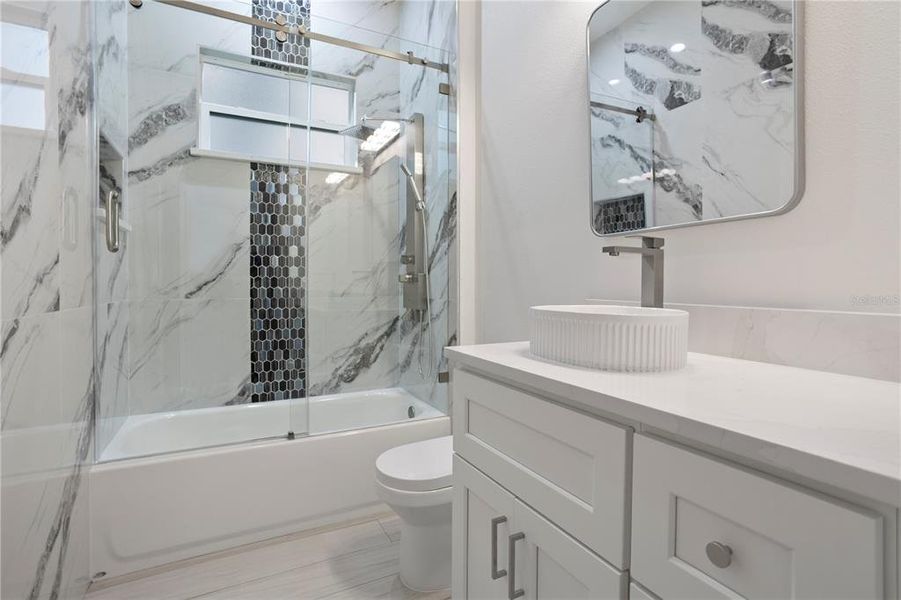 Furnished interior view inside a new home in , Eustis (Image 9).