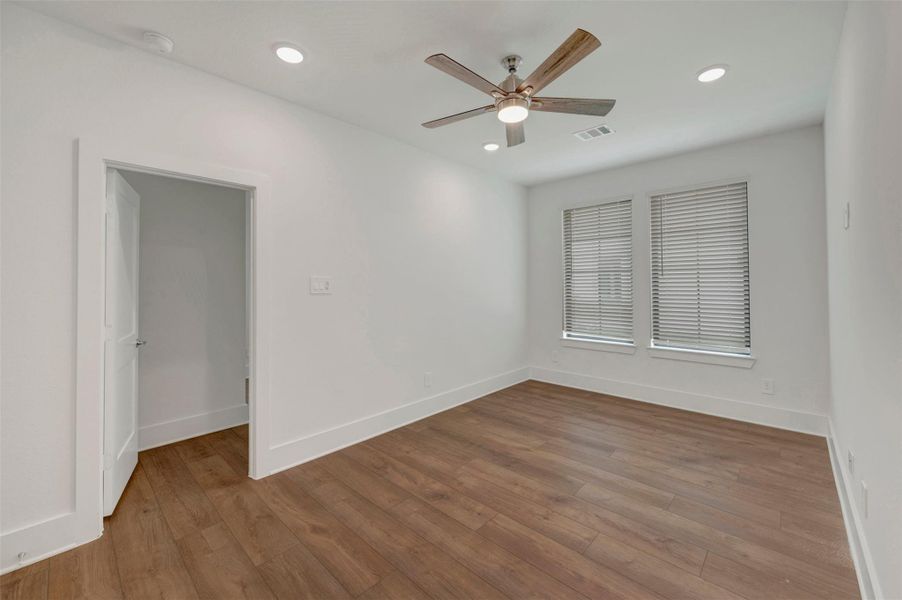 Spacious, unfurnished interior of a new home in The Oaks on 6th Street, Magnolia (Image 22). Spacious, unfurnished interior of a new home in The Oaks on 6th Street, Magnolia (Image 22).