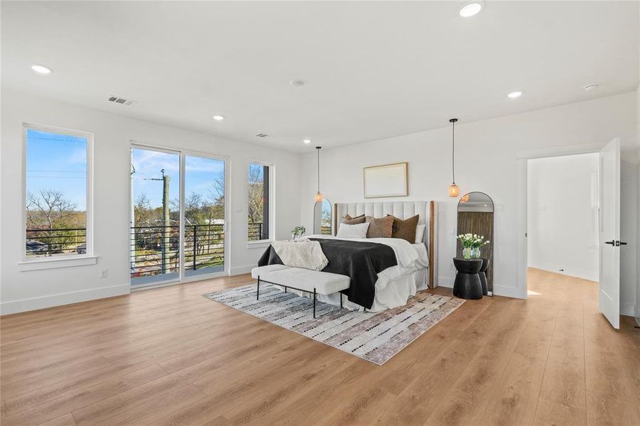 Furnished interior view inside a new home in , Dallas (Image 16).